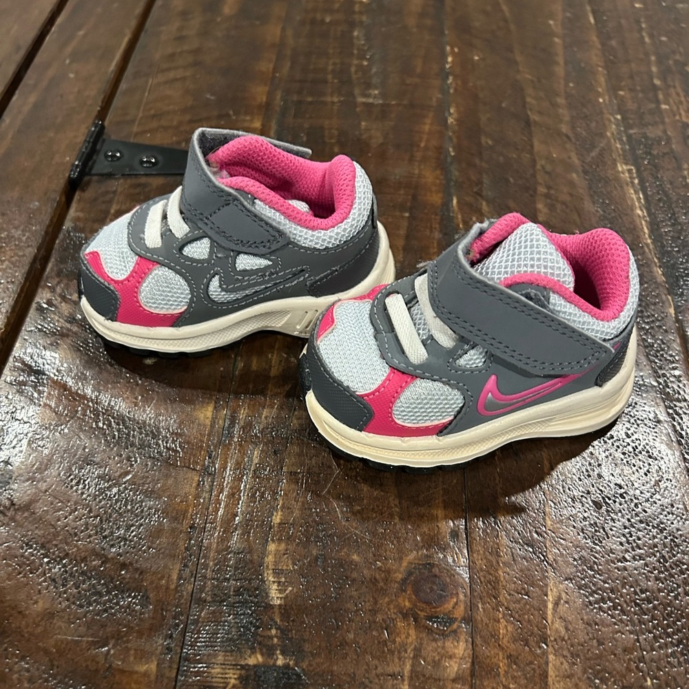 Like New Infant Nike Shoes